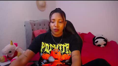 Snapshot of warisgoddes chatting on 19, 2, 2026 EMILY online show from 19, 2, 2026