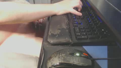 Snapshot of warking77 chatting on 9, 10, 2025 Jerry online show from 9, 10, 2025