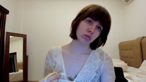 Snapshot of warm_june chatting on 24, 12, 2024 June online show from 24, 12, 2024