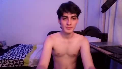 Snapshot of warrenblushfire chatting on 20, 10, 2025  W A R R E N B L U S H F I R E online show from 20, 10, 2025