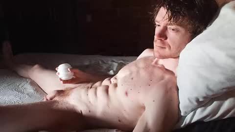 Snapshot of warrenkener chatting on 22, 9, 2025 Warren Kener online show from 22, 9, 2025