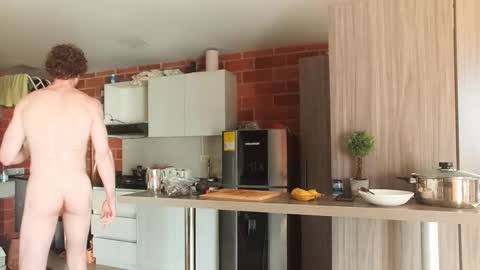 Snapshot of warrenkener chatting on 9, 10, 2025 Warren Kener online show from 9, 10, 2025