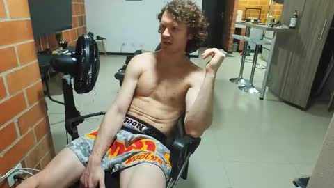 Snapshot of warrenkener chatting on 5, 2, 2026 Warren Kener online show from 5, 2, 2026