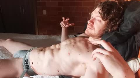 Snapshot of warrenkener chatting on 14, 2, 2026 Warren Kener online show from 14, 2, 2026