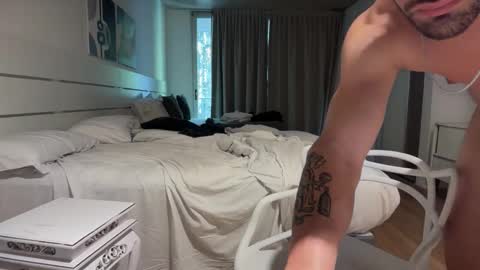 wearetwo online show from 24, 3, 2026