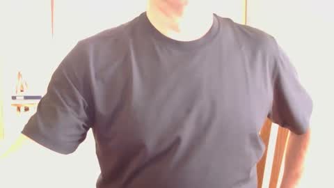 Snapshot of watchin_u_2 chatting on 27, 9, 2025 watchin_u_2 online show from 27, 9, 2025