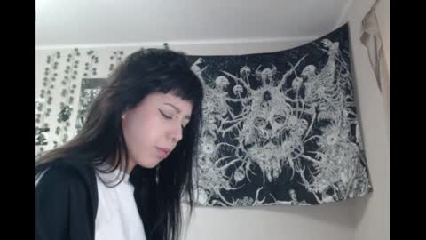 Mina online show from 29, 4, 2026