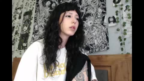 Mina online show from 28, 5, 2026