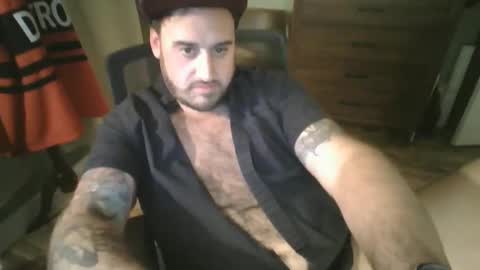 wazooforty2 online show from 7, 1, 2025