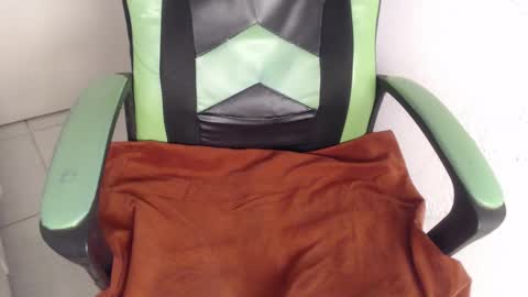 Trixie 3 online show from 8, 10, 2025