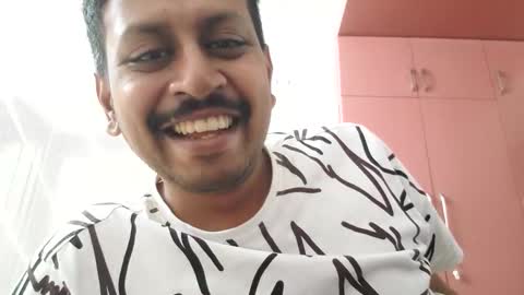 Snapshot of wearcondom chatting on 9, 9, 2025 sexyguy online show from 9, 9, 2025