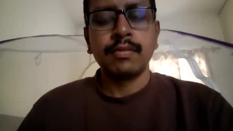 Snapshot of wearcondom chatting on 26, 10, 2025 sexyguy online show from 26, 10, 2025