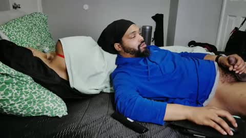 Snapshot of wedashit chatting on 18, 12, 2024 WeDaShit Come Vibe with me . online show from 18, 12, 2024