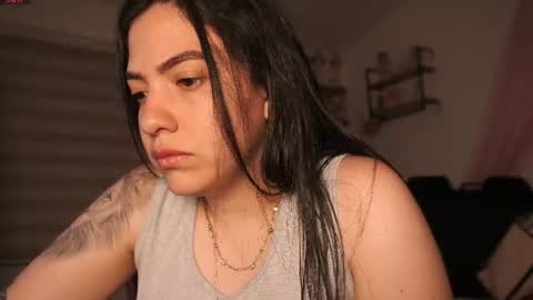 Snapshot of weekend_girlfriend chatting on 10, 7, 2026 Victoria online show from 10, 7, 2026