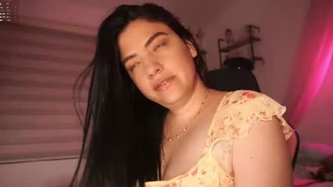 Snapshot of weekend_girlfriend chatting on 11, 7, 2026 Victoria online show from 11, 7, 2026