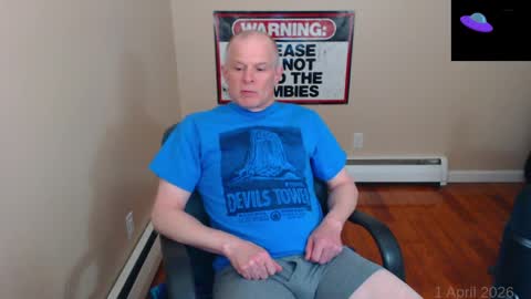 Snapshot of weird_chris chatting on 1, 4, 2026 Chris online show from 1, 4, 2026