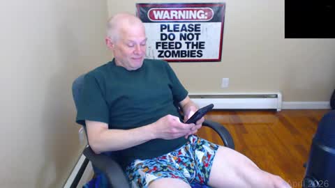 Snapshot of weird_chris chatting on 11, 4, 2026 Chris online show from 11, 4, 2026