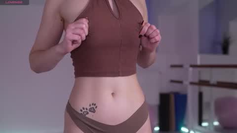 Snapshot of welcome_to_forever chatting on 18, 9, 2025 LANA online show from 18, 9, 2025