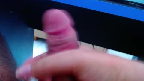 Snapshot of wellingtont chatting on 5, 4, 2026 wellingtont online show from 5, 4, 2026