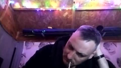 Snapshot of welshdragon37 chatting on 21, 12, 2025 Welshdragon37 online show from 21, 12, 2025