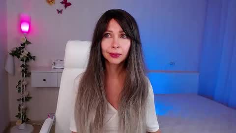 Wendi Foster online show from 10, 10, 2025