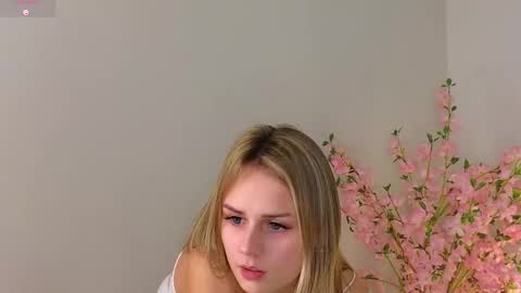 Snapshot of wendy__doll chatting on 18, 2, 2025 Im Wendy online show from 18, 2, 2025
