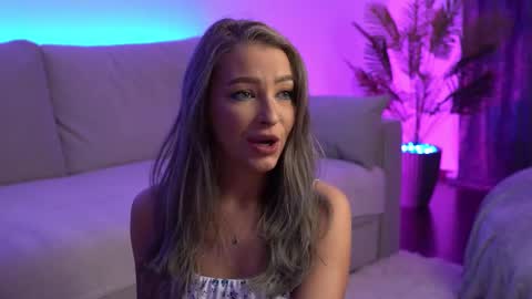 Snapshot of wendykaraa chatting on 27, 2, 2025 Wendy online show from 27, 2, 2025