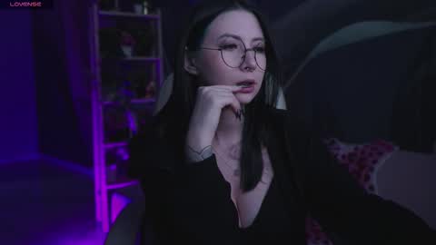 little girl who is always rightLisa online show from 29, 9, 2025