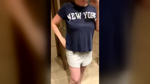 Snapshot of wet___pussy chatting on 2, 8, 2026 wet___pussy online show from 2, 8, 2026