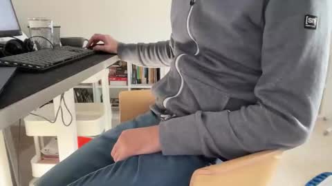 wet_adidasboy online show from 18, 11, 2025