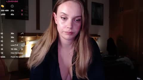 Lana online show from 8, 10, 2025