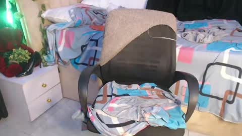 Snapshot of wet_my_pussyyy chatting on 7, 3, 2025 lucy online show from 7, 3, 2025