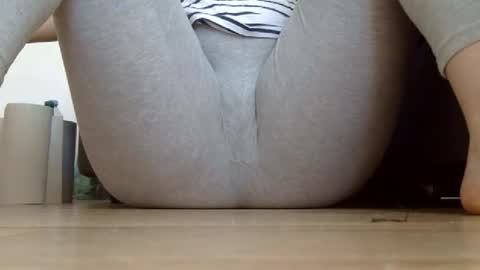 wet_pants2022 online show from 15, 9, 2025