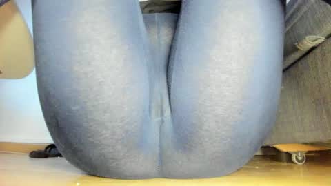 wet_pants2022 online show from 29, 6, 2026