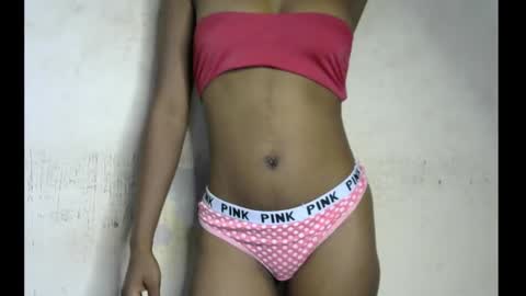 Snapshot of wet_pussy200 chatting on 18, 1, 2026 Bella online show from 18, 1, 2026