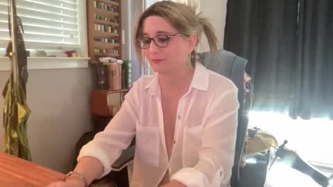 WetRainbows online show from 10, 3, 2026