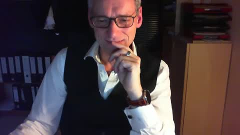 Snapshot of wetsuitedman chatting on 26, 12, 2024 Franz online show from 26, 12, 2024