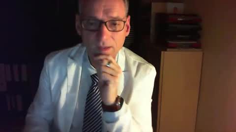 Snapshot of wetsuitedman chatting on 30, 12, 2024 Franz online show from 30, 12, 2024
