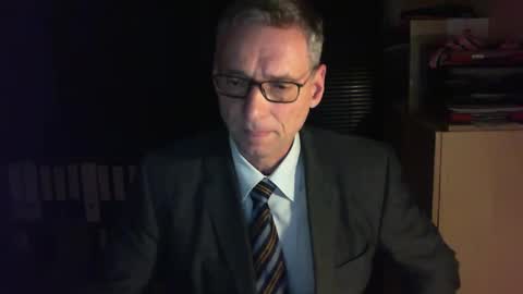 Snapshot of wetsuitedman chatting on 21, 1, 2025 Franz online show from 21, 1, 2025