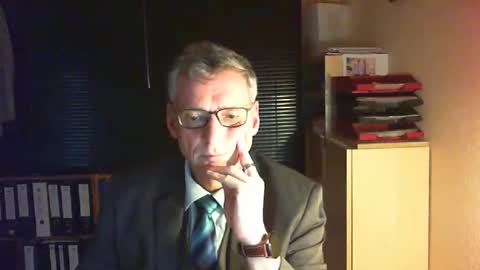 Snapshot of wetsuitedman chatting on 22, 2, 2026 Franz online show from 22, 2, 2026