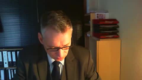 Snapshot of wetsuitedman chatting on 1, 3, 2026 Franz online show from 1, 3, 2026