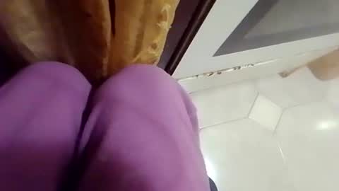 whatcdog12118 online show from 8, 5, 2026
