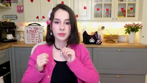 Victoria Maria online show from 1, 2, 2026