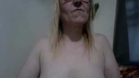 whatthefrick0355 online show from 17, 11, 2025