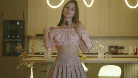 Snapshot of whisper_of_love chatting on 22, 10, 2025 Naomi online show from 22, 10, 2025