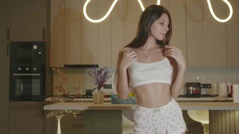 Snapshot of whisper_of_love chatting on 29, 10, 2025 Naomi online show from 29, 10, 2025