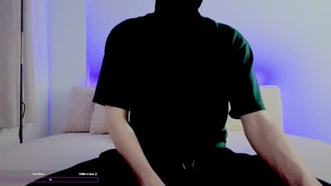 whispero_o online show from 22, 9, 2025