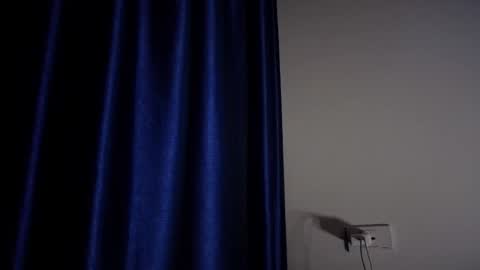 whispero_o online show from 24, 11, 2025