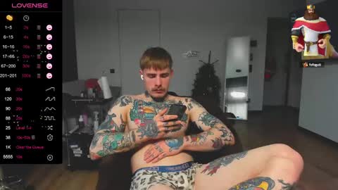 Snapshot of white_king999 chatting on 25, 12, 2024 Max online show from 25, 12, 2024