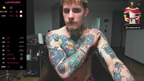 Snapshot of white_king999 chatting on 4, 2, 2025 Max online show from 4, 2, 2025
